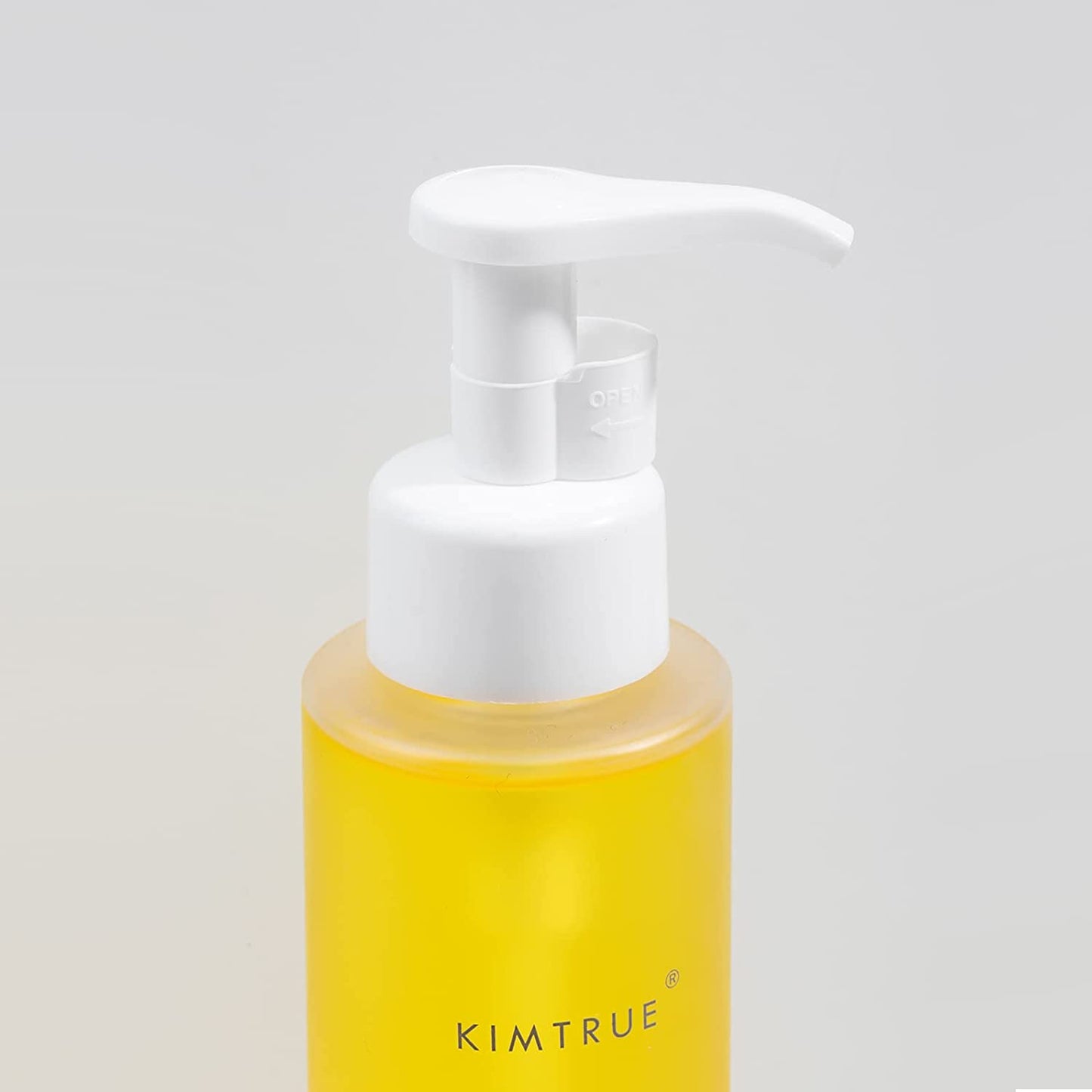 KIMTRUE Refreshing Cleansing Oil with Bilberry Moringa Seed Oil,